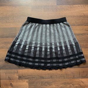 Max Studio Black and White Skirt